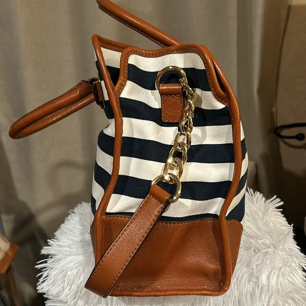 Michael Kors Hamilton Blue and White striped Canvas Tote - Picture 4 of 12